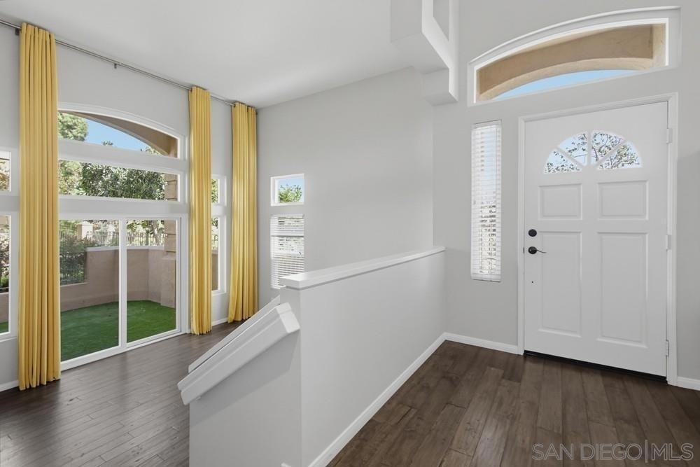 7130 Calabria Ct - Photo 12