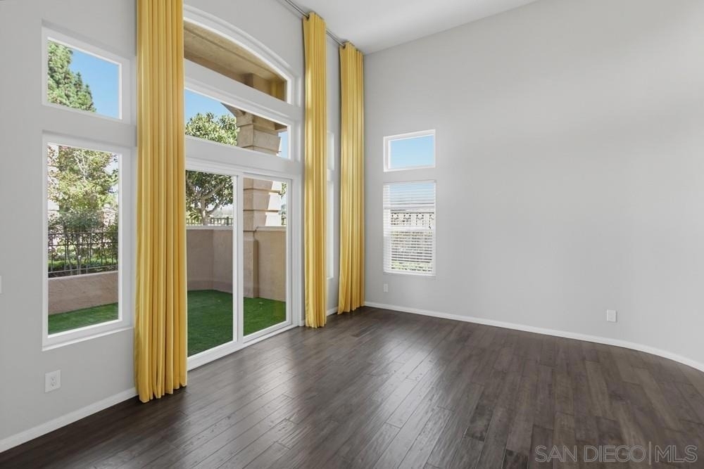 7130 Calabria Ct - Photo 14