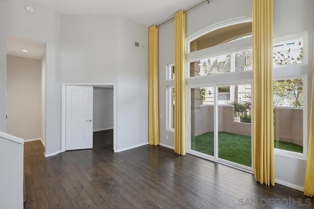 7130 Calabria Ct - Photo 13