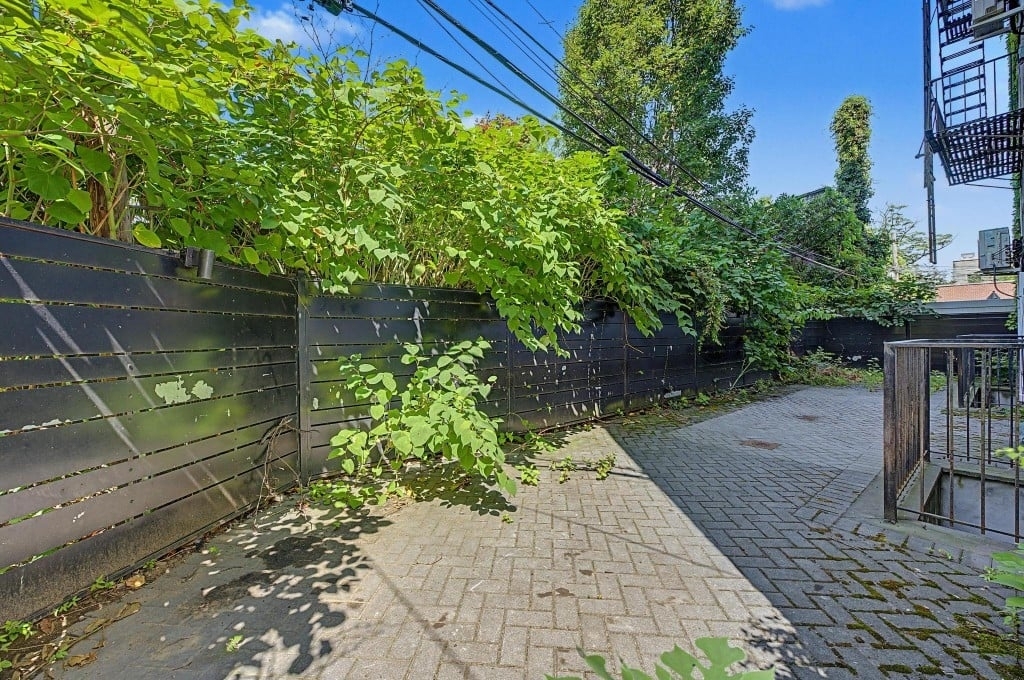 329 Union Street - Photo 13