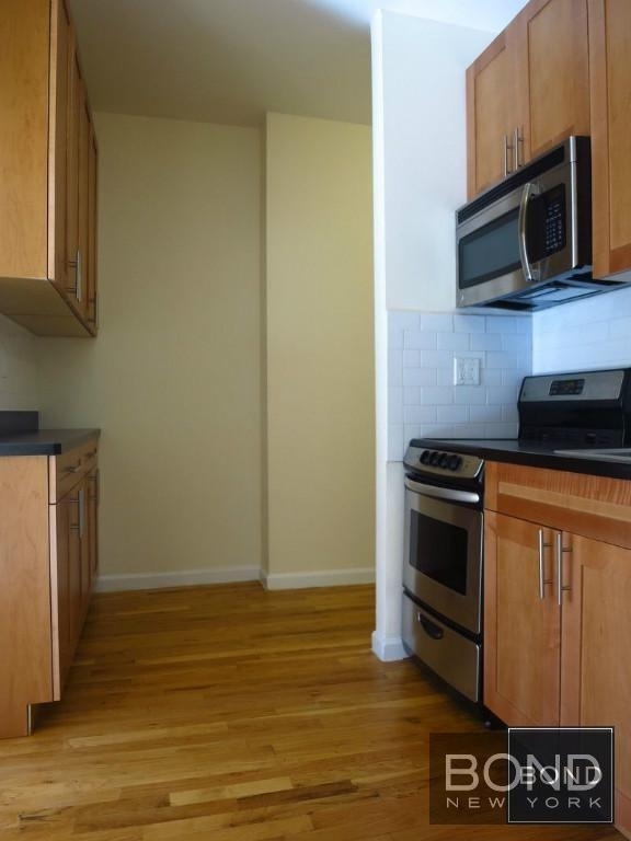 East 74th Street - Photo 3
