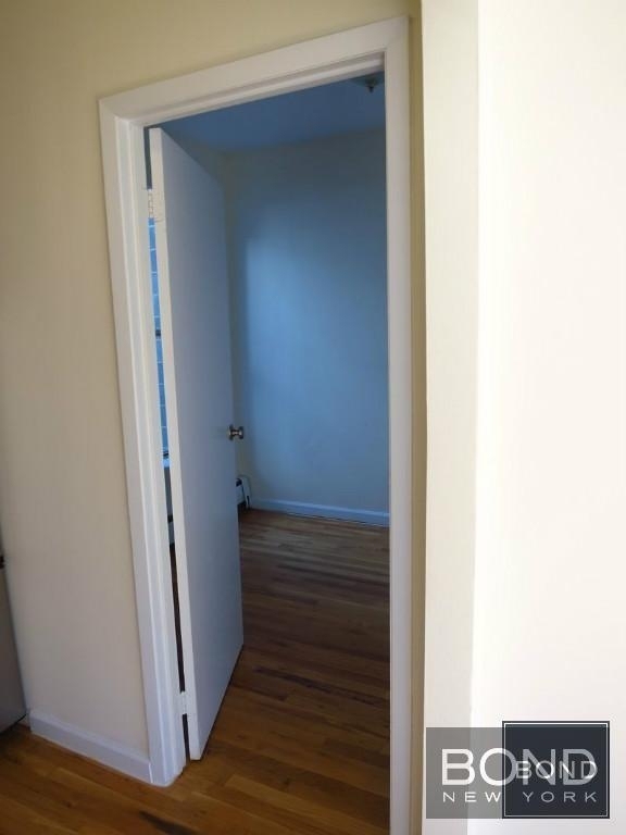 East 74th Street - Photo 7