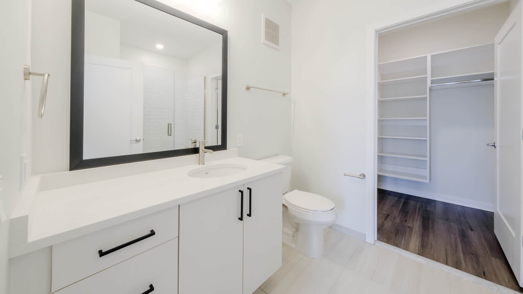 3 Westchester Park Drive - Photo 136