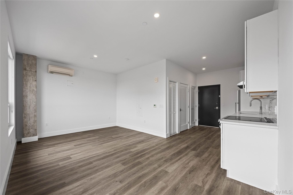 30 Broad Street - Photo 11