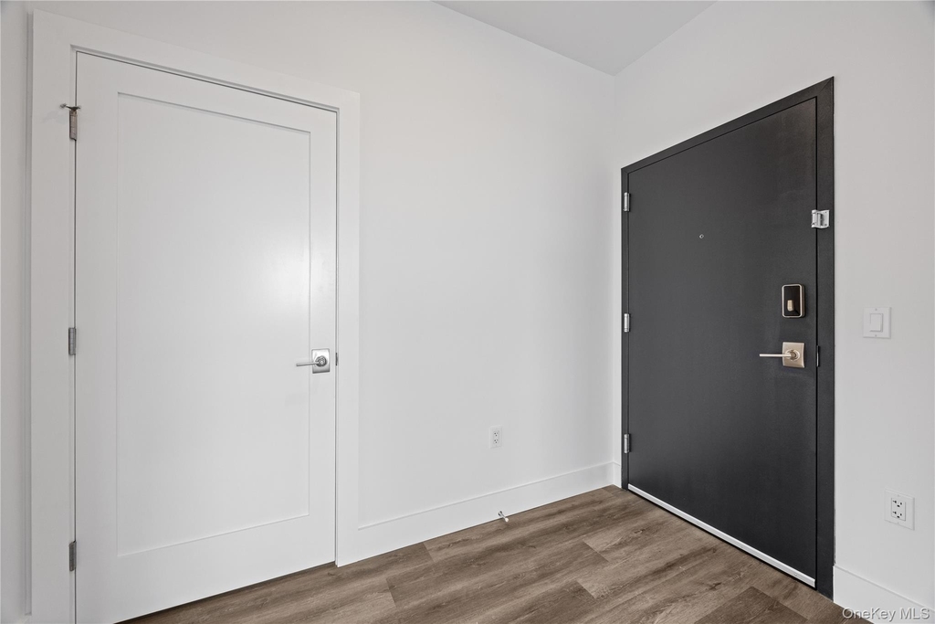 30 Broad Street - Photo 1