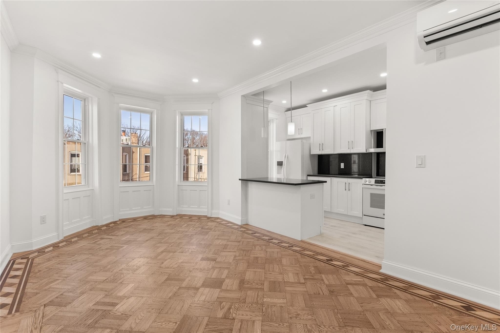 6133 Palmetto Street - Photo 5