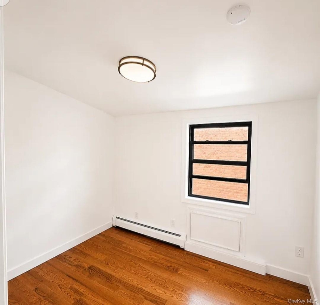 14715 Elm Avenue - Photo 4