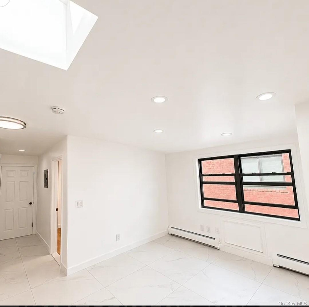 14715 Elm Avenue - Photo 0