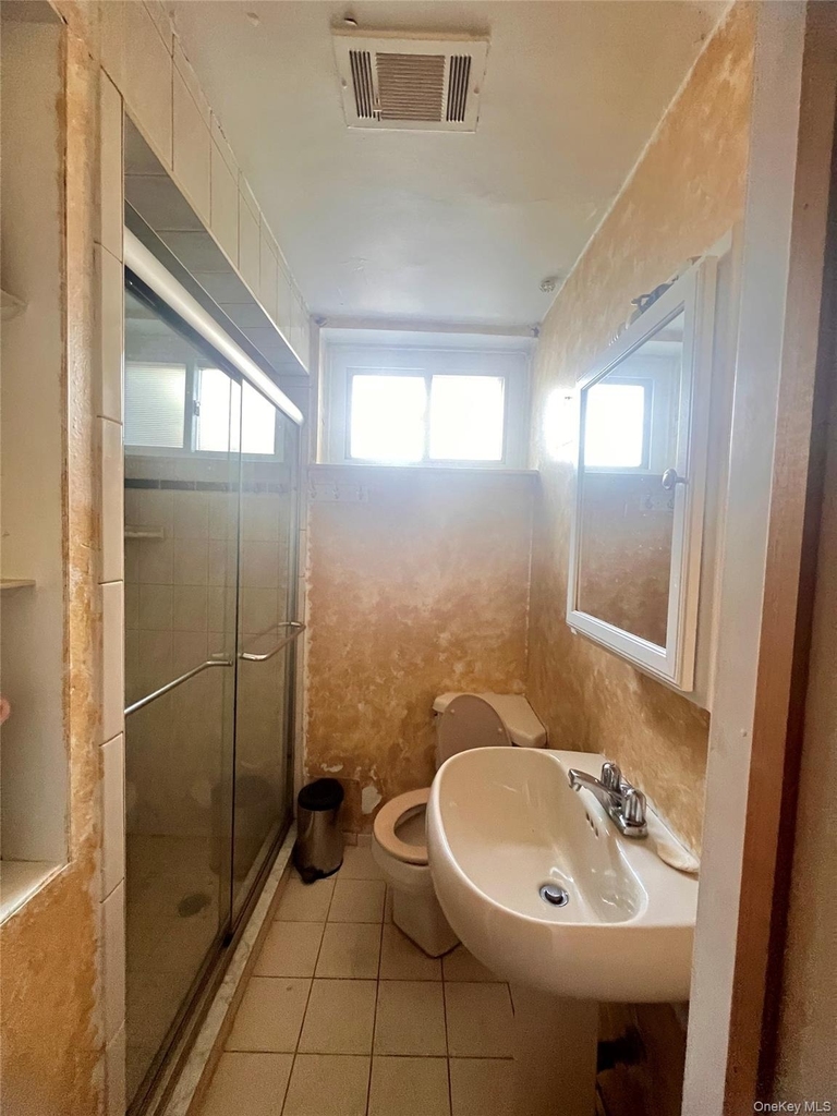12-14 Utopia Parkway - Photo 7