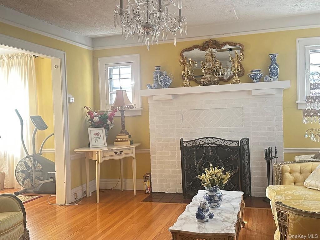 2936 Curtis Street - Photo 0
