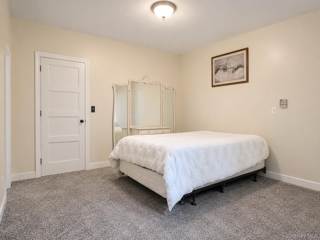 18 Mclaughlin Drive - Photo 8