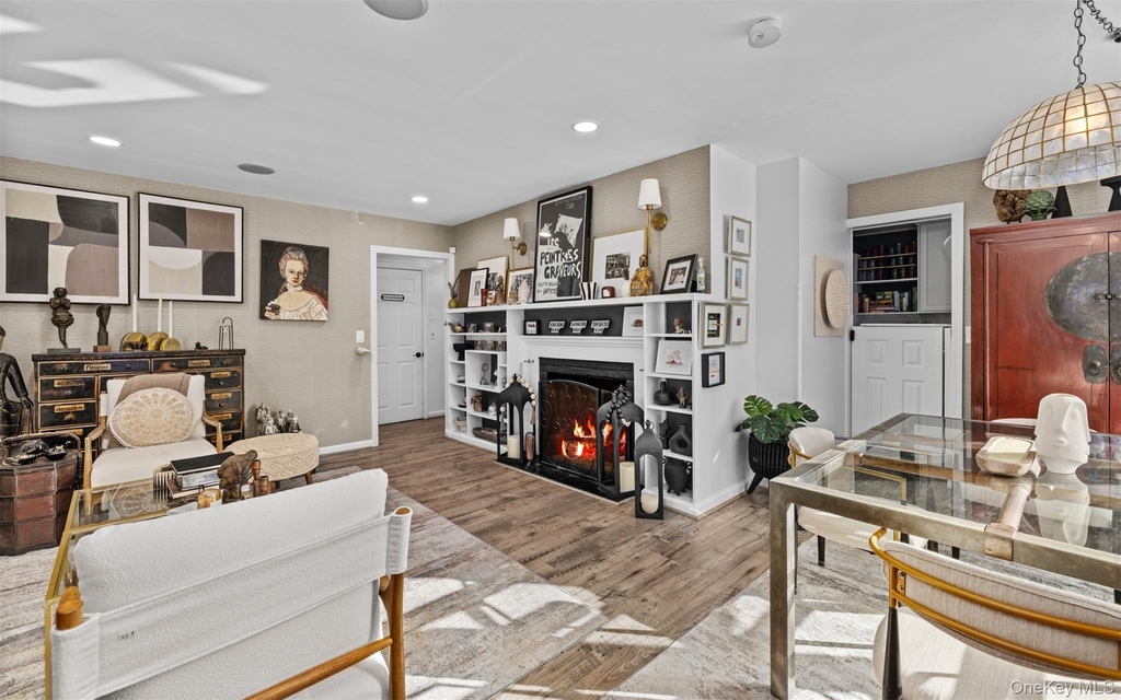 194 W Neck Road - Photo 3