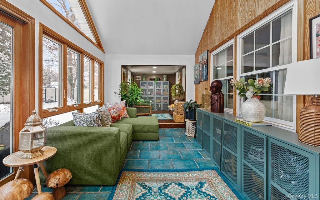 194 W Neck Road - Photo 18