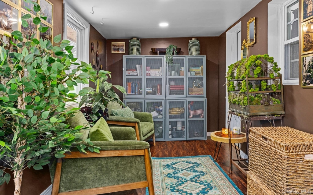 194 W Neck Road - Photo 19