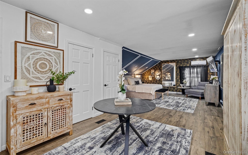 194 W Neck Road - Photo 9