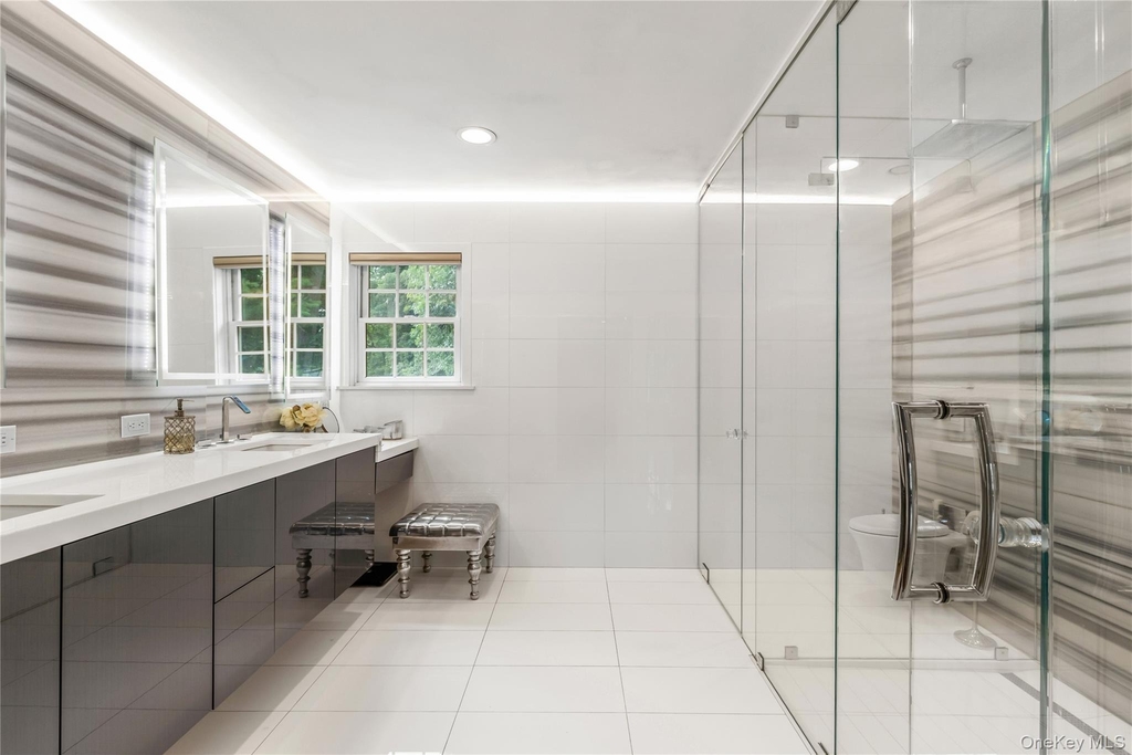312 West Street - Photo 23