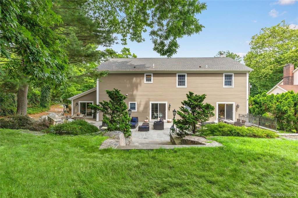 312 West Street - Photo 31