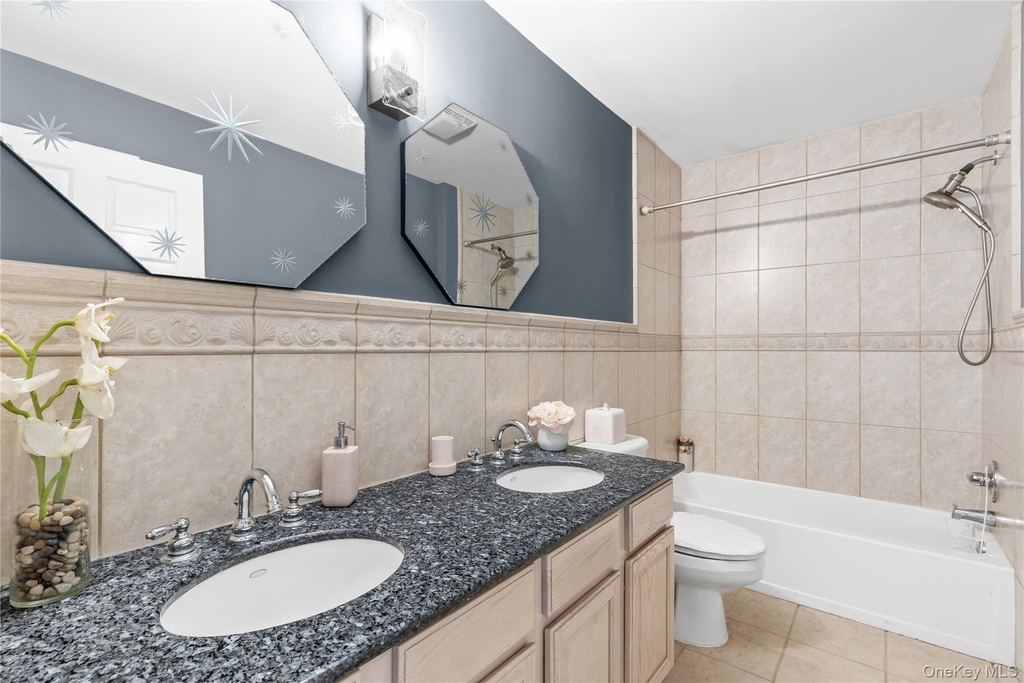 312 West Street - Photo 27