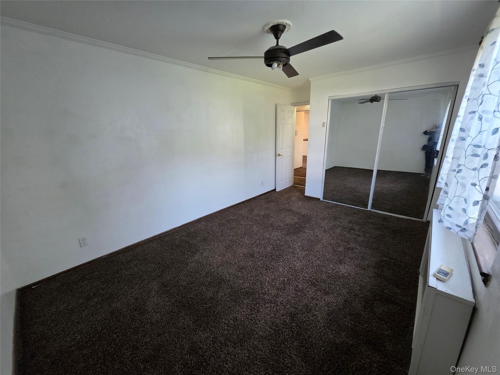 66-01 Park Drive East - Photo 9