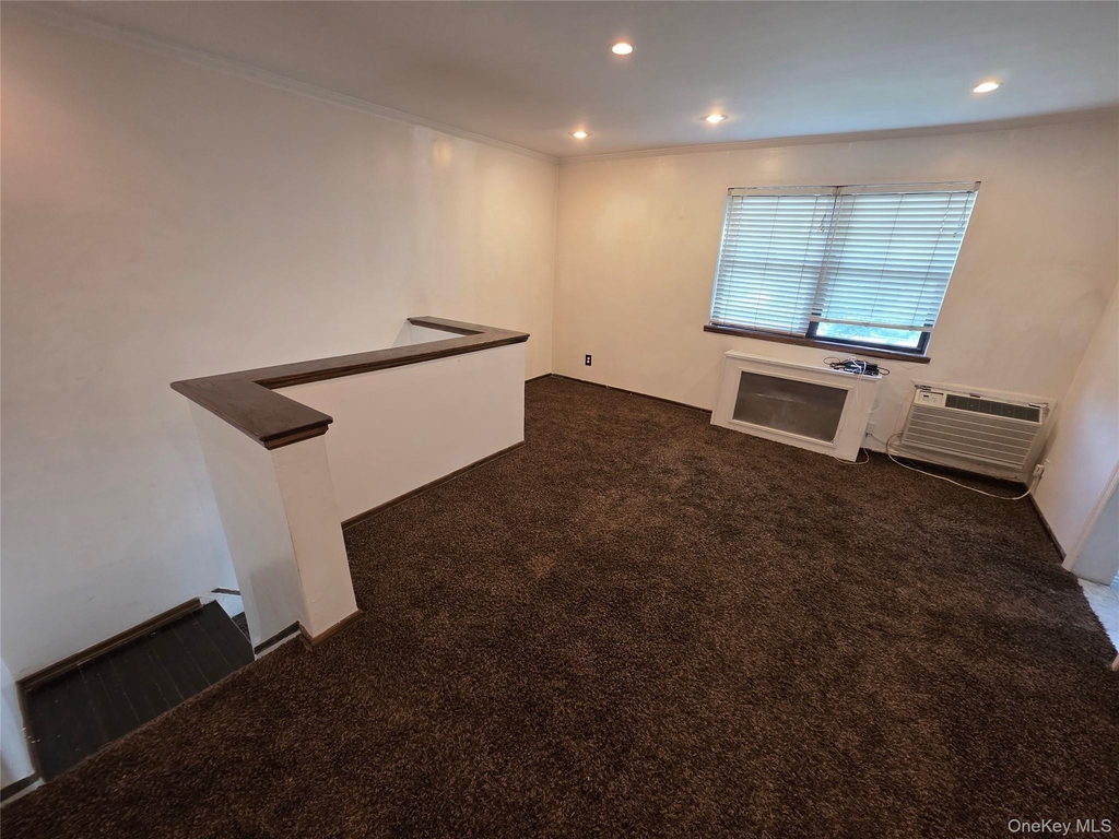 66-01 Park Drive East - Photo 2