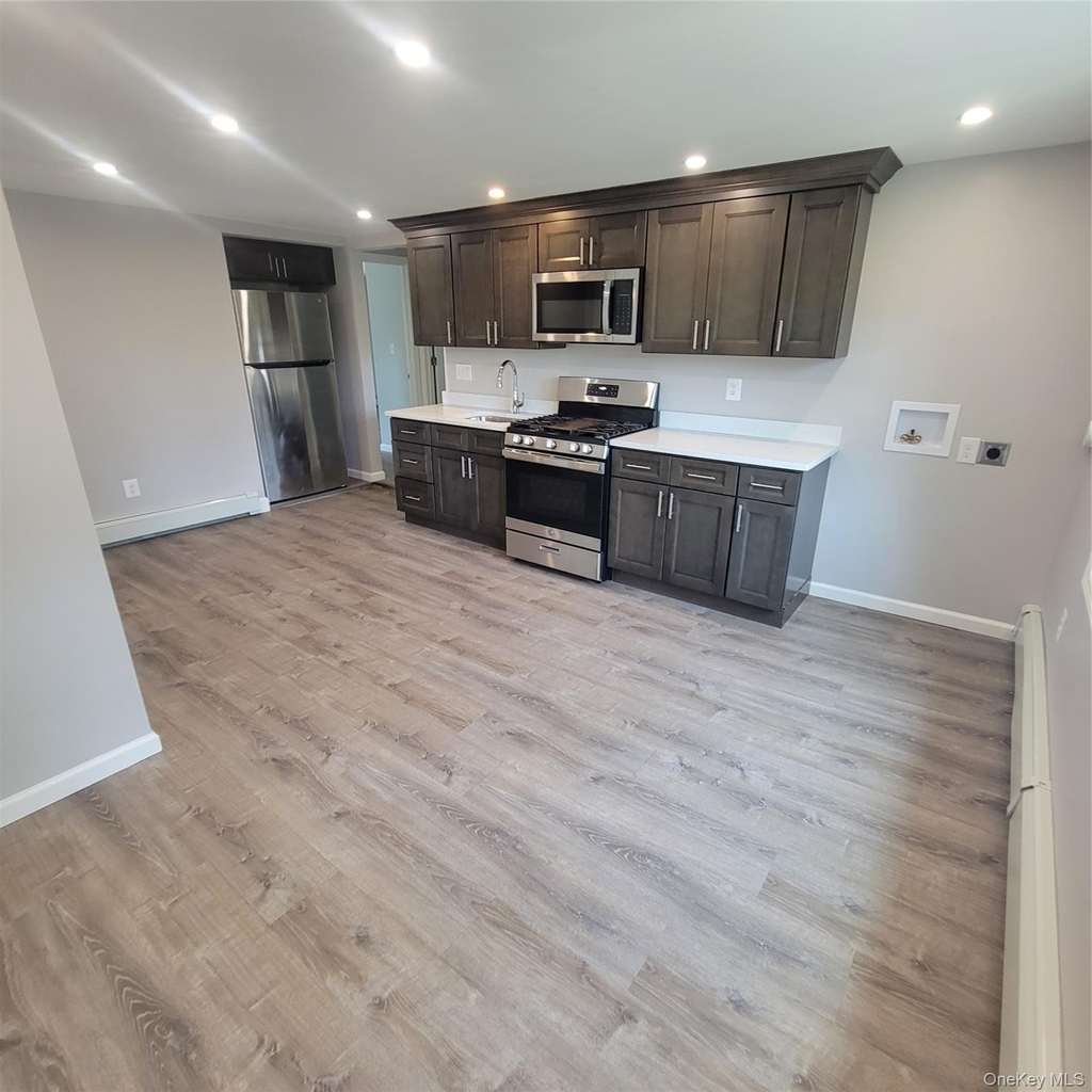 23 Tuthill Street - Photo 3