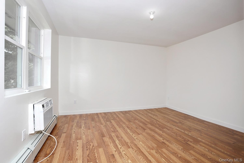242 Kearsing Parkway - Photo 16