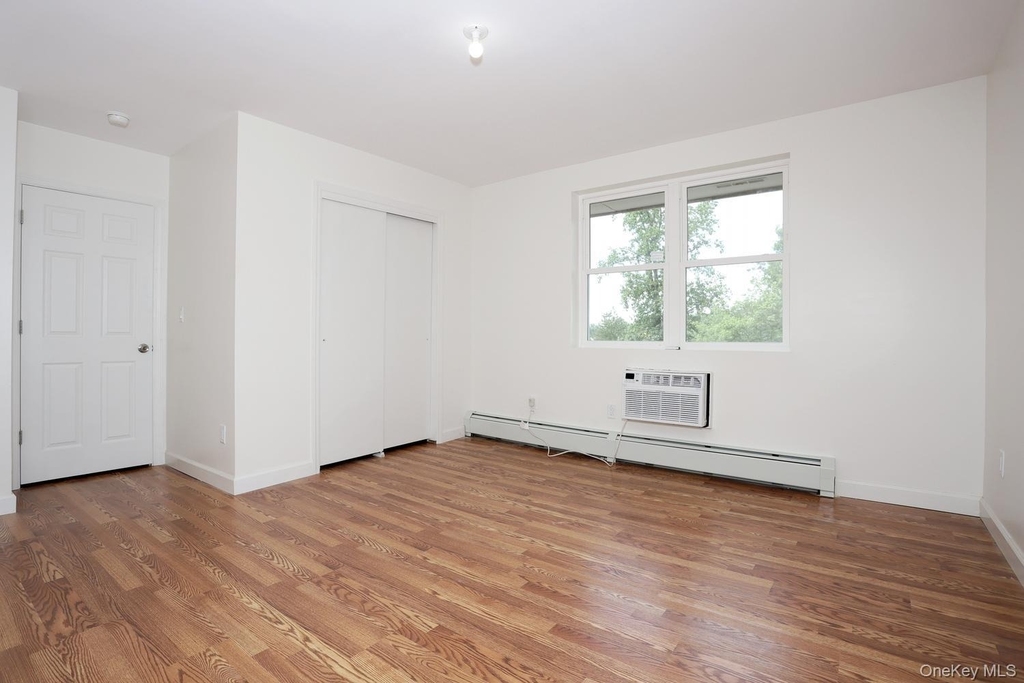 242 Kearsing Parkway - Photo 15
