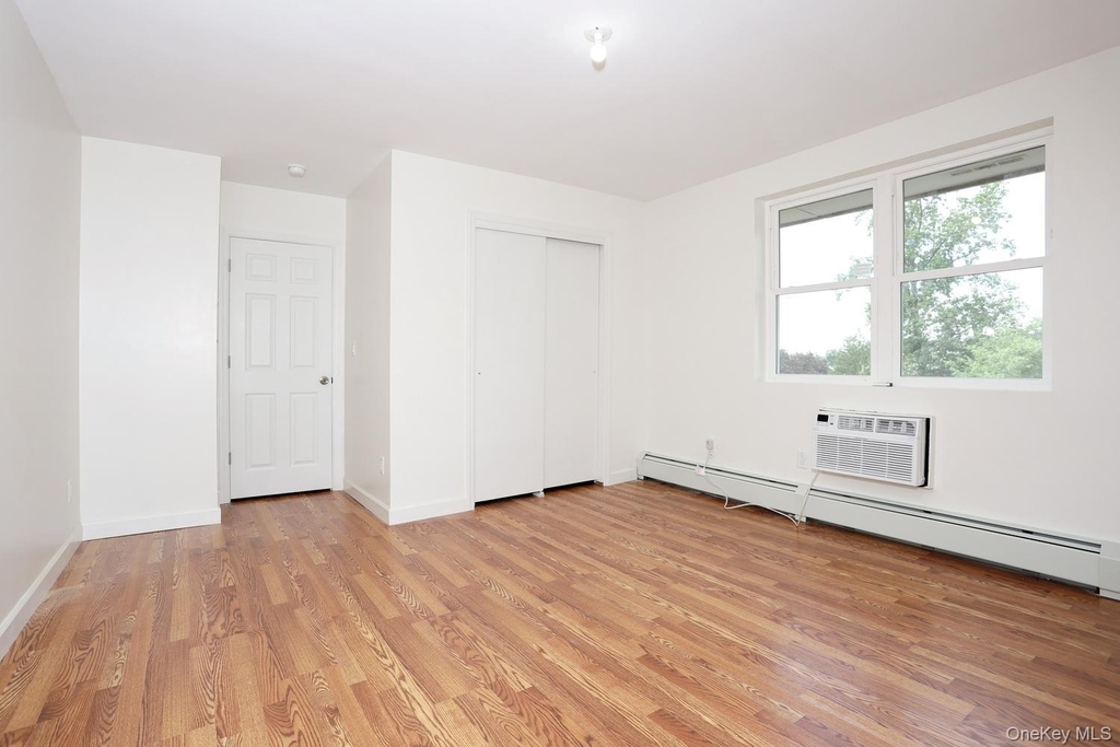242 Kearsing Parkway - Photo 13