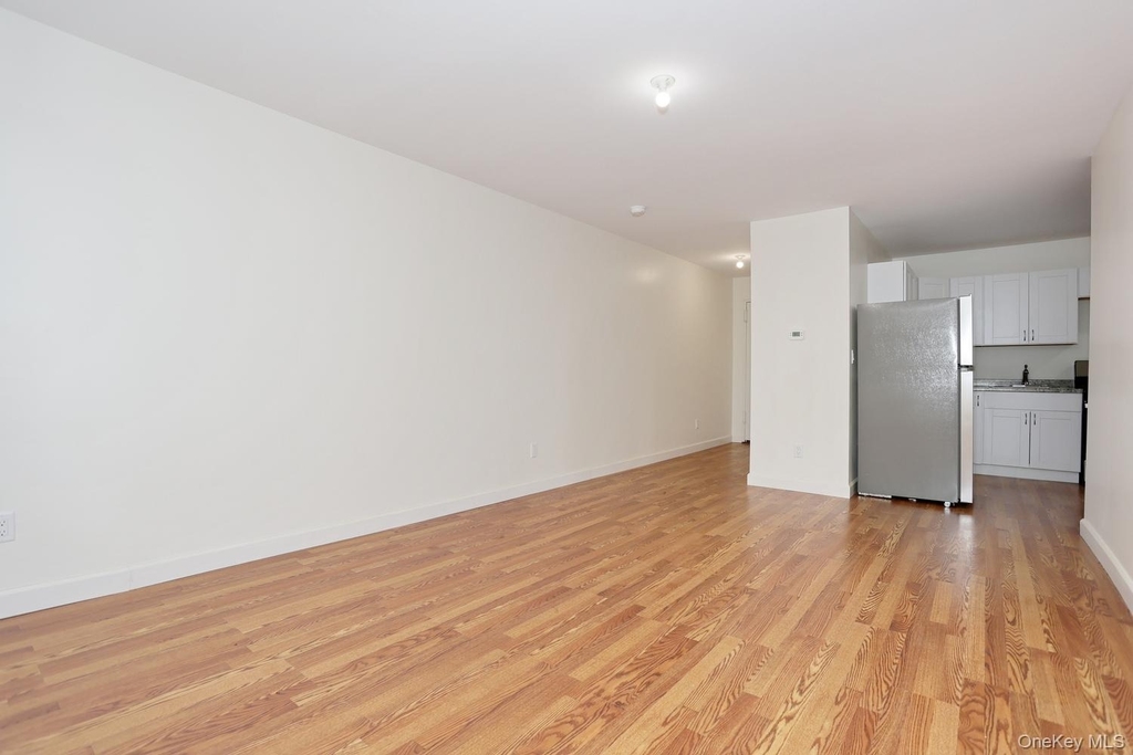 242 Kearsing Parkway - Photo 6