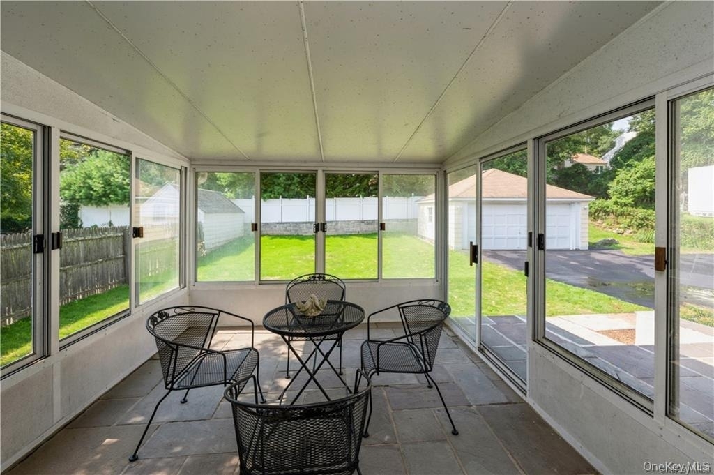 73 Rosedale Avenue - Photo 8