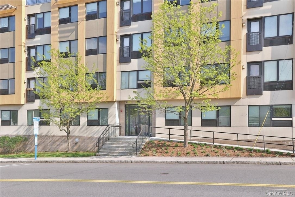 68 Lake Street - Photo 32