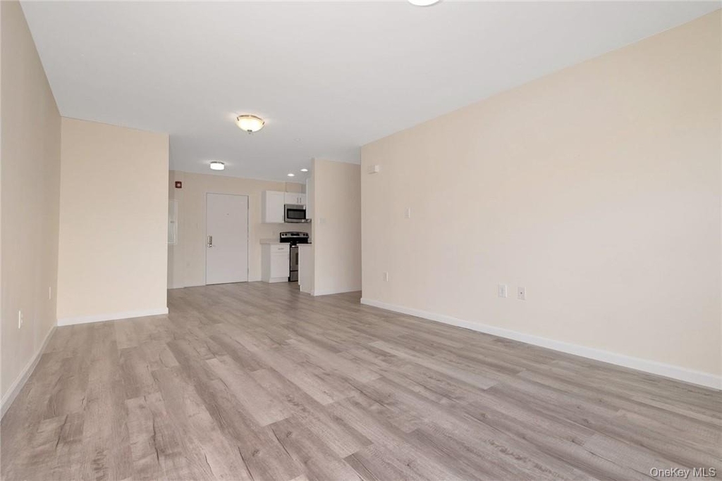 68 Lake Street - Photo 10