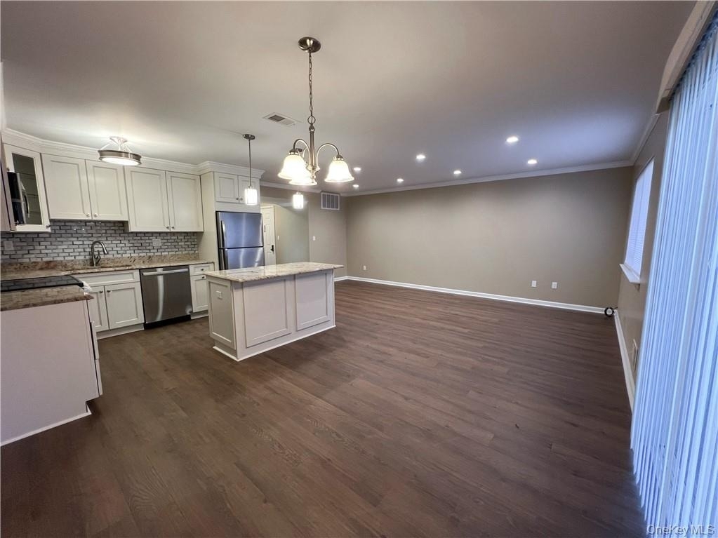 105 Village Road - Photo 3