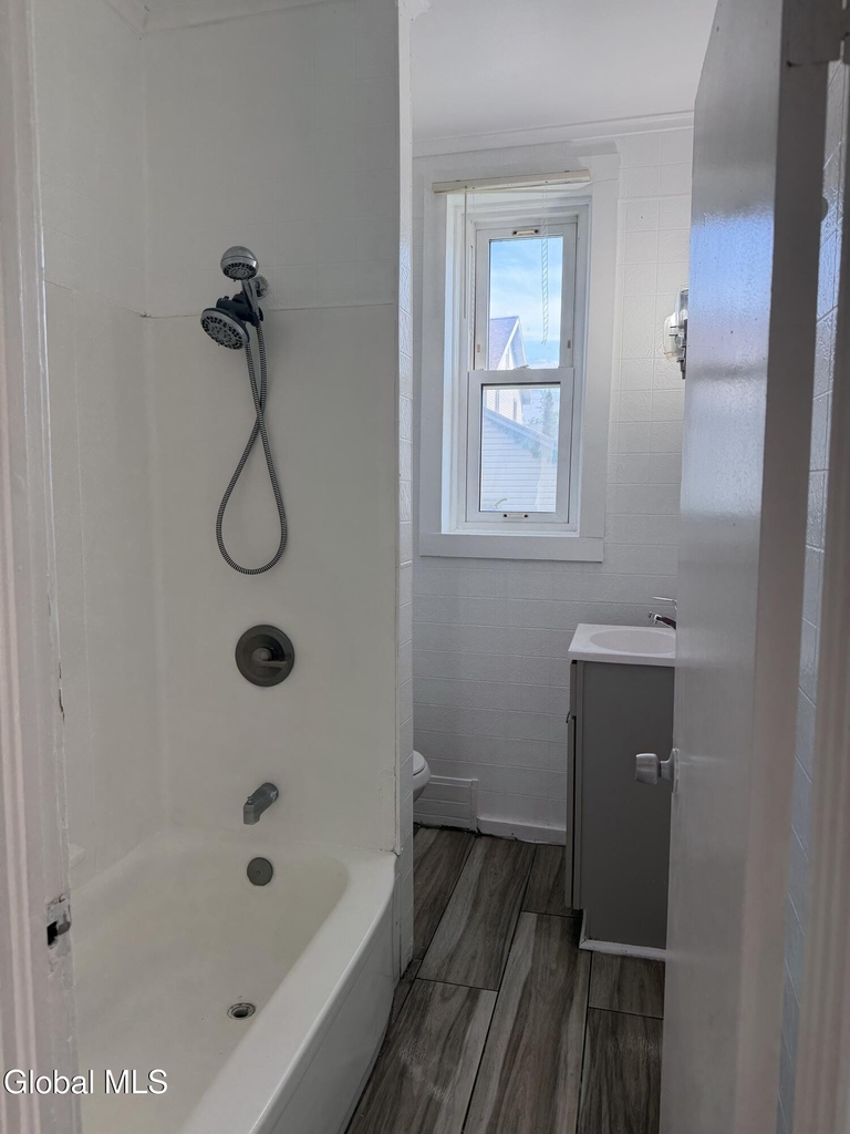 26 Kinloch Avenue - Photo 5