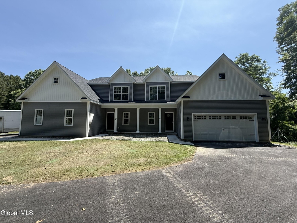 492a Clifton Park Center Road - Photo 0