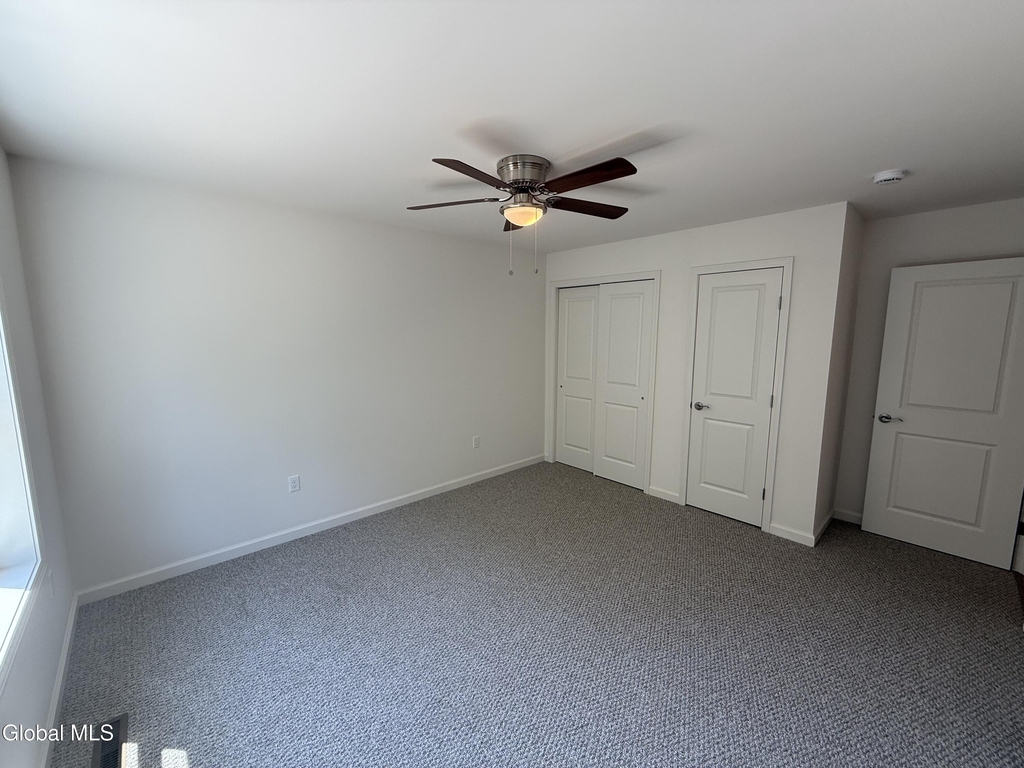 492a Clifton Park Center Road - Photo 16