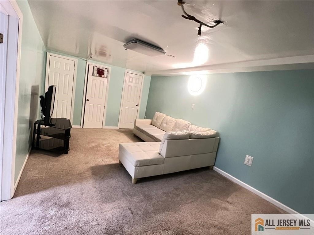 406 Cranbury Road - Photo 17