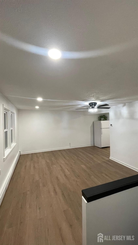 749 Linden Avenue - Photo 0