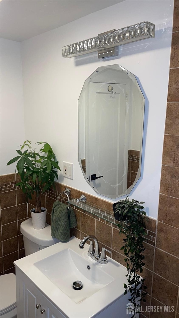 749 Linden Avenue - Photo 8