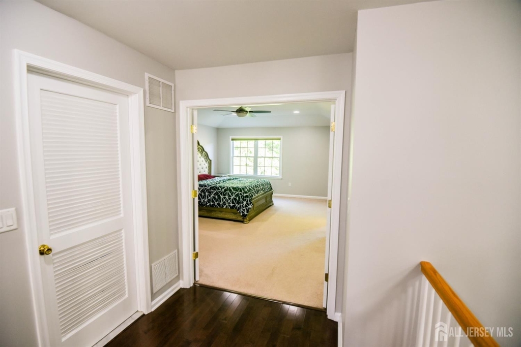122 Morgan Way - Photo 17