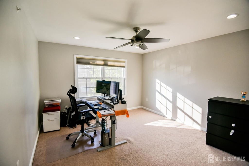 122 Morgan Way - Photo 24