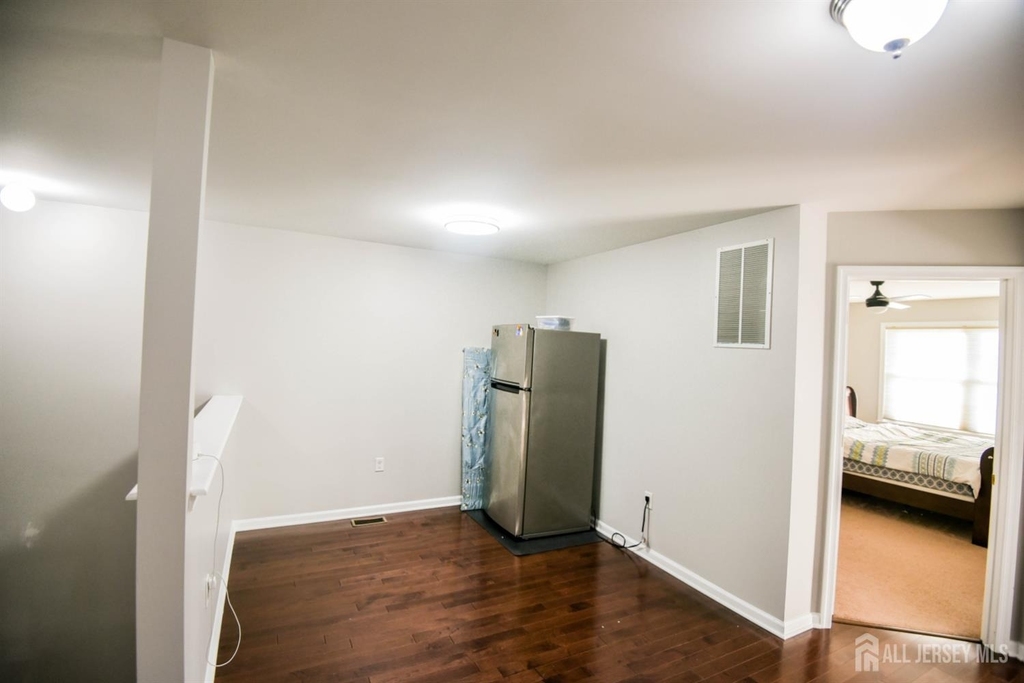 122 Morgan Way - Photo 15