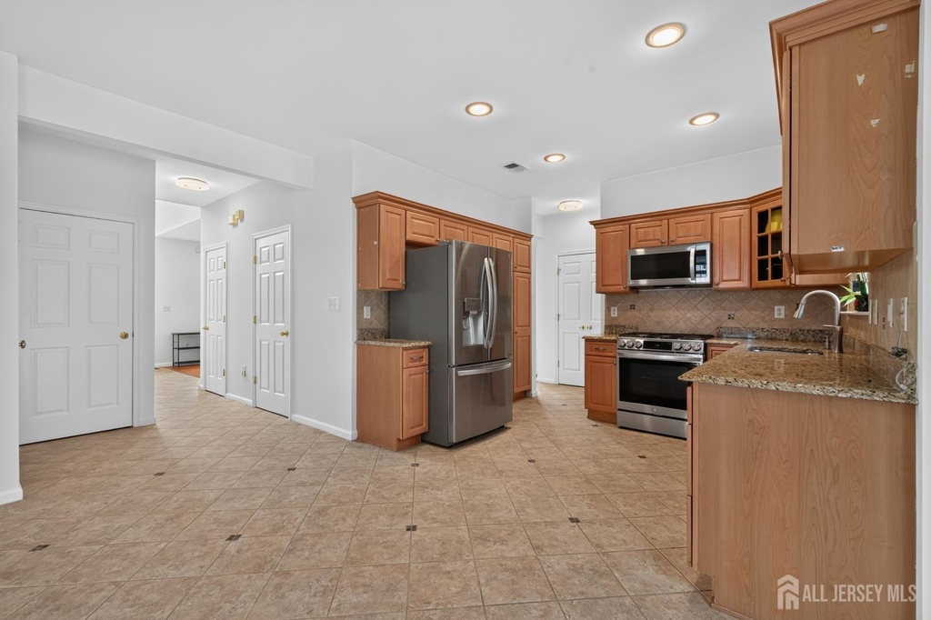 12 Chesapeake Road - Photo 10