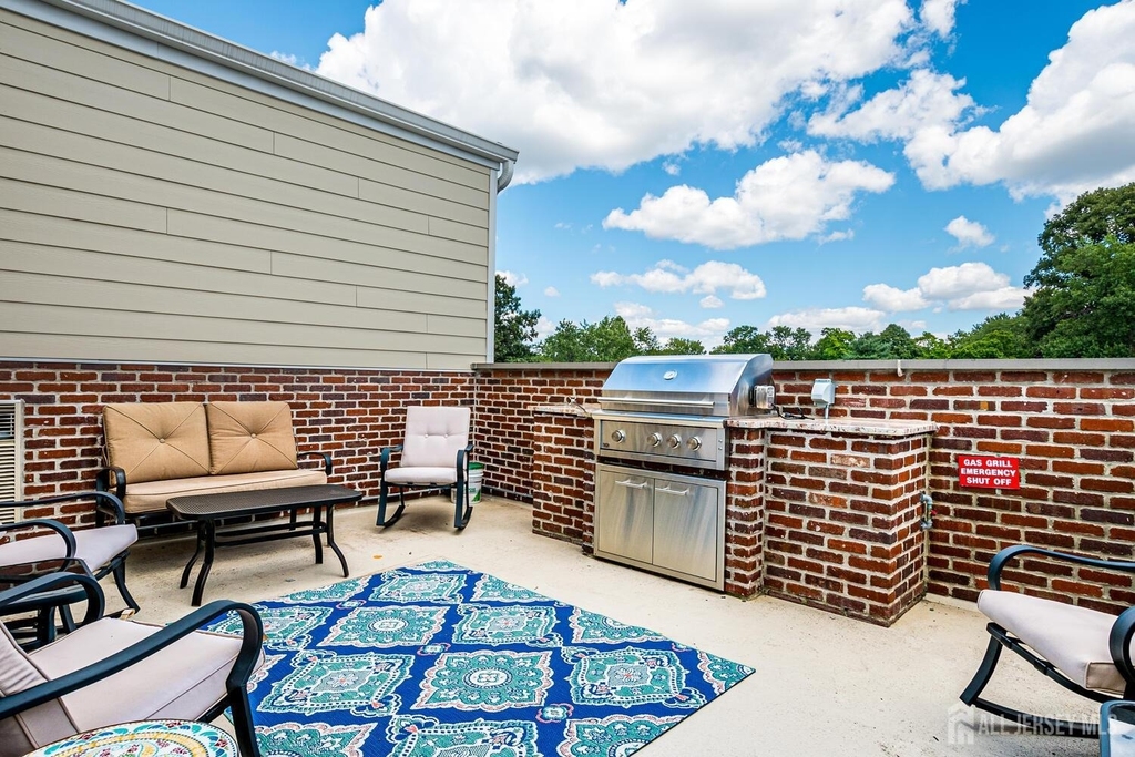 21 Station Place - Photo 10