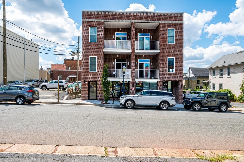 21 Station Place - Photo 1