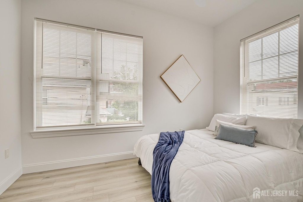 21 Station Place - Photo 20