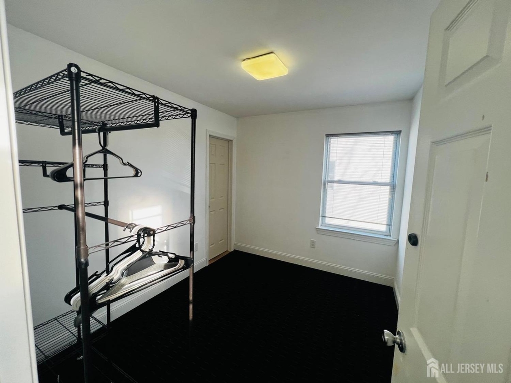 63 E Jefferson Boulevard - Photo 6