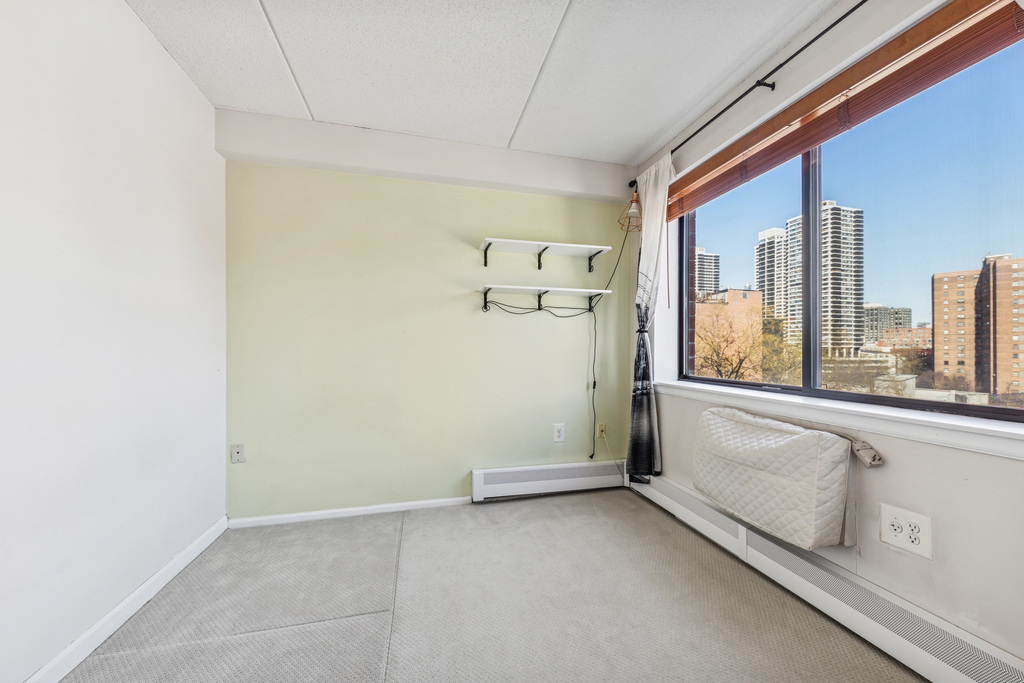 333 E 119th Street - Photo 4