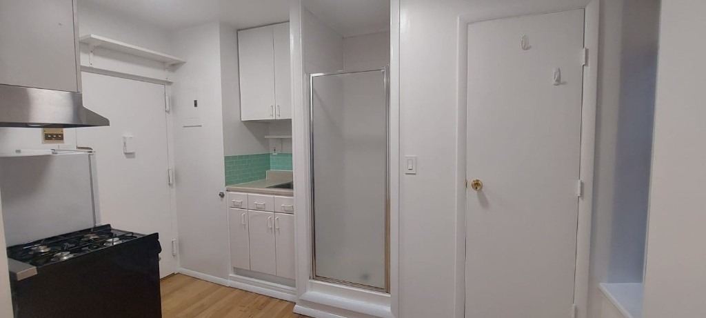 146 Sullivan Street - Photo 5