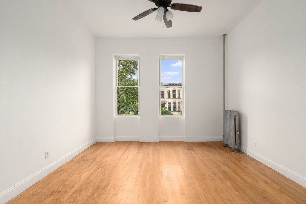 306 Lincoln Road - Photo 1